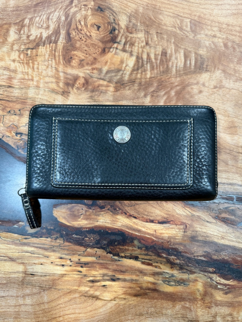 Coach Vintage Chelsea Pebbled Leather Zip-Around Accordion Wallet